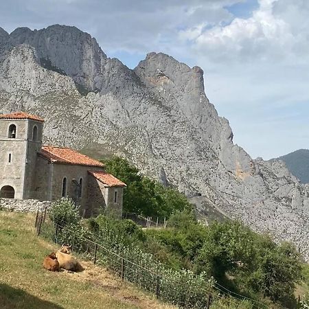 Casa Rustica En Dobres Con Vistas A La Montana 빌라 외부 사진